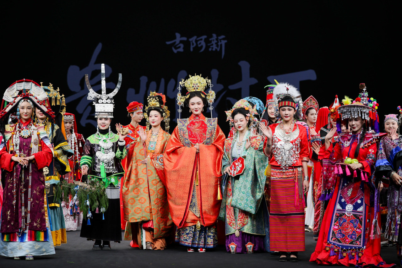 2026 China Fashion Week Autumn: Neo-Chinese Leads Beijing