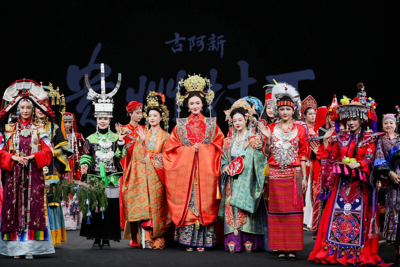 2026 China Fashion Week Autumn: Neo-Chinese Leads Beijing