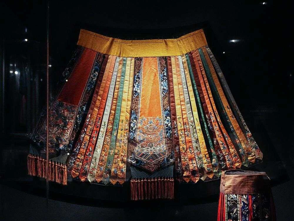 Guangzhou Mamianqun Art Museum Opens with 1,000-Plus Artifacts 14