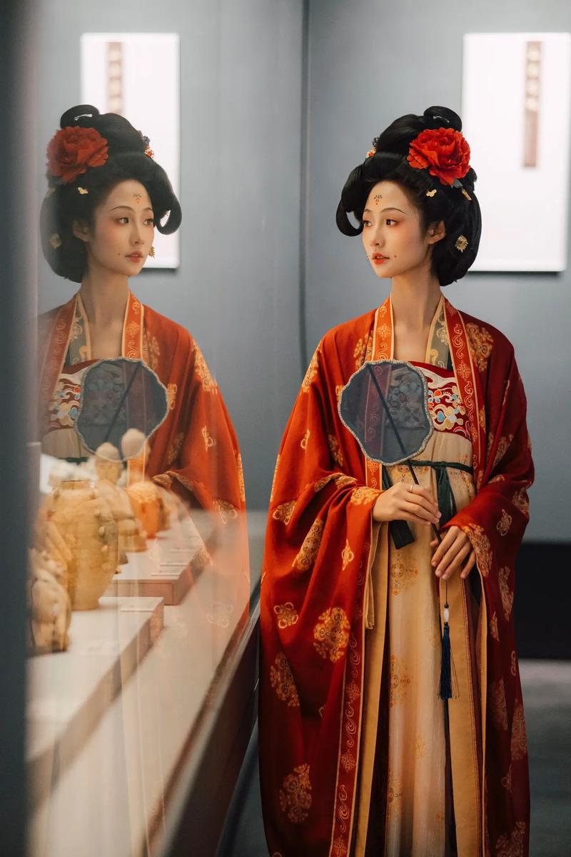 Qipao, Hanfu, Kimono, Ao Dai and Hanbok on a London Runway