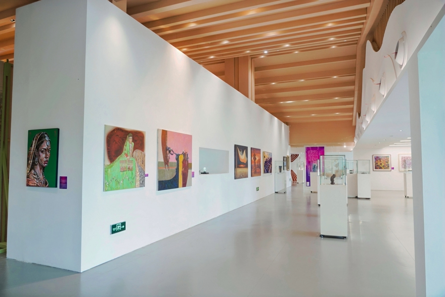Gu Embroidery's 20th Anniversary Show Lands in Songjiang