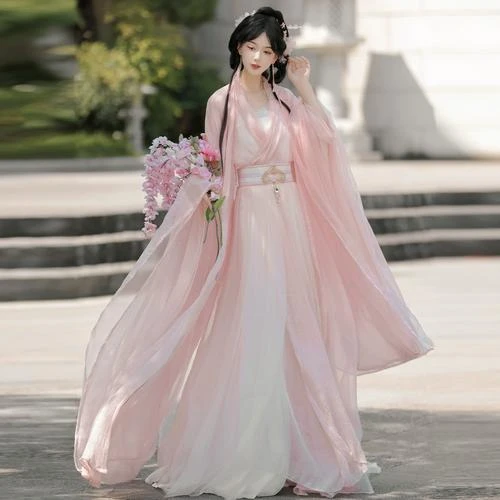Daxiushan: Tang Dynasty Wide-Sleeve Robe History and Modern Revival 1