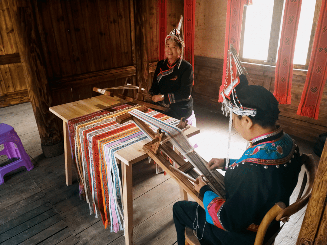 Jingning She Embroidery: 70% of China's She Ethnic Costumes 4