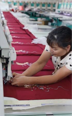 Caoxian Hanfu Now Sells Half of China's Hanfu Online
