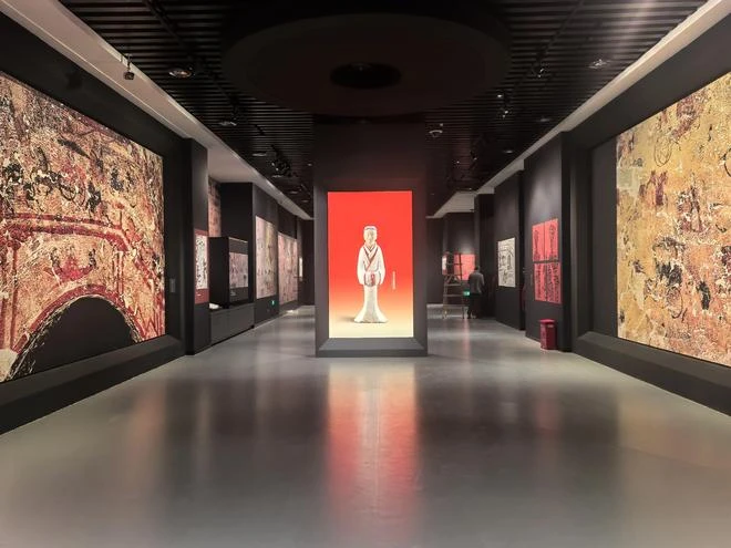 Han Dynasty Women's Fashion Show at Weinan Museum