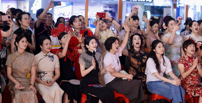Fujian Qipao Final in Quanzhou: 68 Contestants Showcase 7