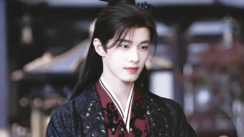 Battlefield Hero Xiao Huayong Teases Shen Xihe in Blossoms of Power