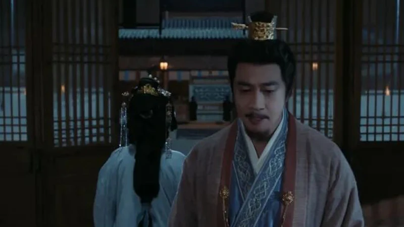 Key to the Phoenix Heart: The Riveting Rift Between Xie Huaigui and Li Fuhua