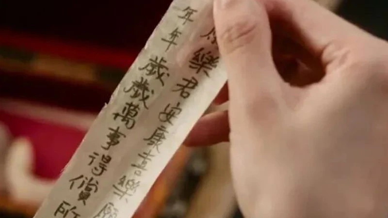 Key to the Phoenix Heart: Xie Jiayu Leaves Li Mao for Xiao Wuyi