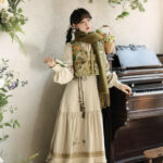 Women Fashionable Dress Set Winter Vest and Hanfu Set