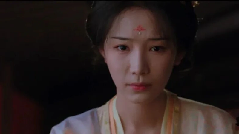 Royal Betrothal: Shen Zhili Treats Di Nian’s Bloody Wounds