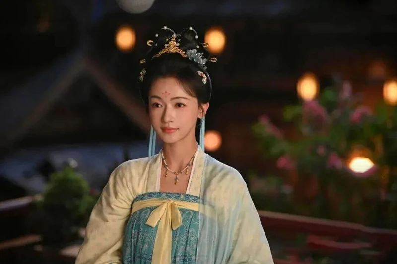 The 100-Tael Exam Fee in Royal Betrothal