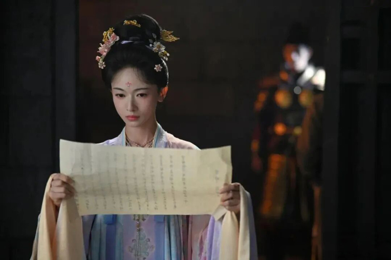 The 100-Tael Exam Fee in Royal Betrothal