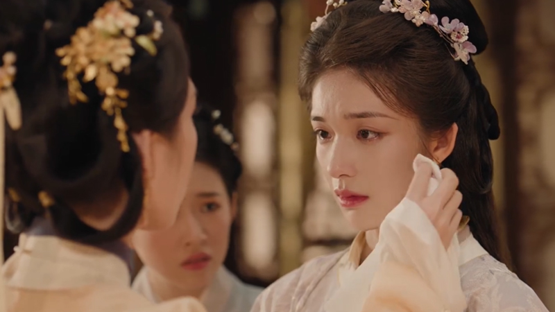The Road to Splendor: Why Fu Tingyun Helped Threat‑Making Miss Wu
