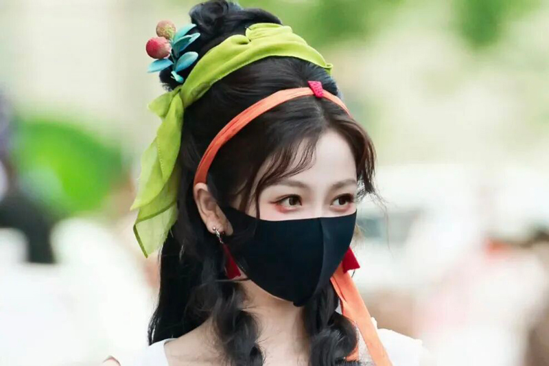 Viral Song Silk Ribbon Hairband in Nian Xiang Si