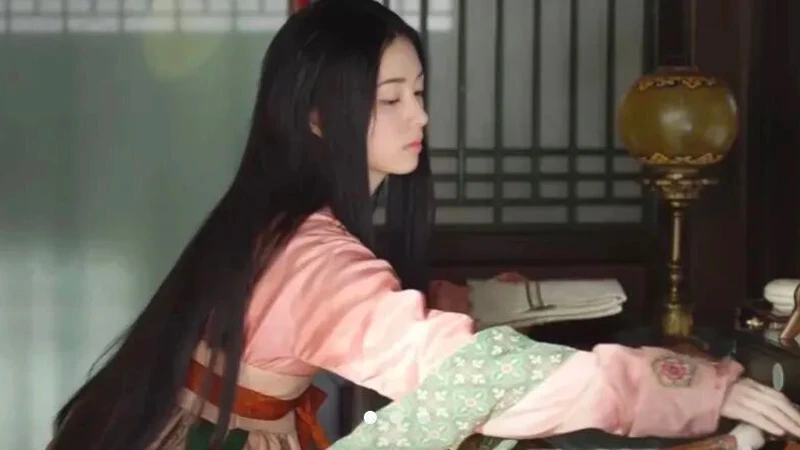 Yiji: The Hidden Engineering of Old Chinese Hairdos