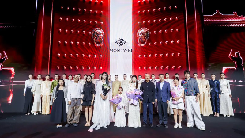China Fashion Week Autumn 2026: Song Brocade Meets Denim