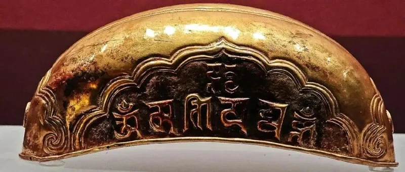 Did Ming Women Really Wear Men’s Hair Crowns?