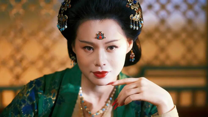 Myolie Wu’s Tang Look in Shang Gongzhu Stuns
