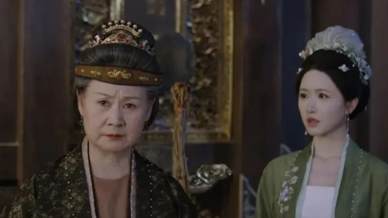 Who Really Rules the Xie Mansion in Spring of the Blade?