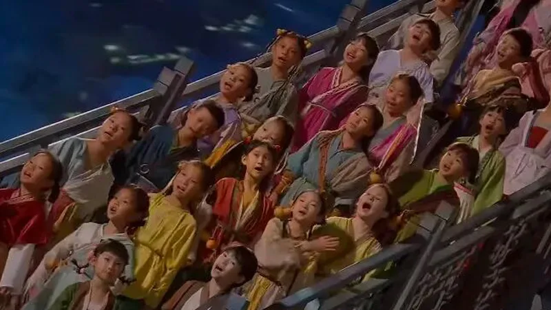 Why We Misread Children's Hanfu in Ancient China?