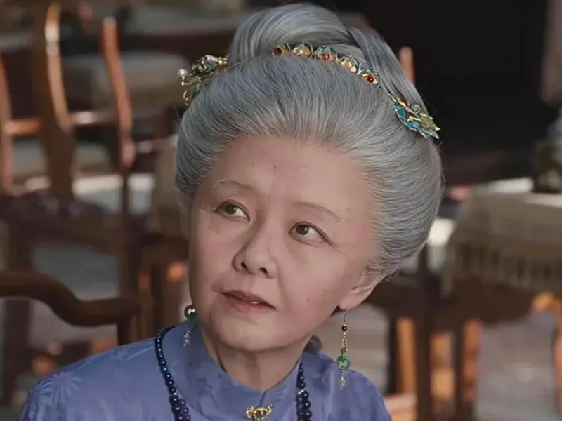 Can Period Dramas Break the Hairstyle Template?