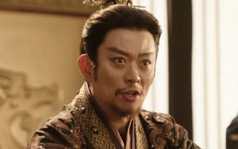 Did Motherly Love Fail Wei Rao in Where the Mask Ends?