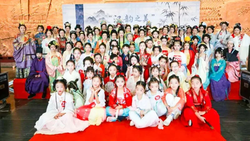 Guzhen County Museum Hosts Its First Hanfu Contest