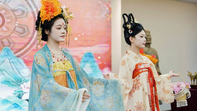 Huashang Yaji Brings Xi'an Guofeng Crafts Online