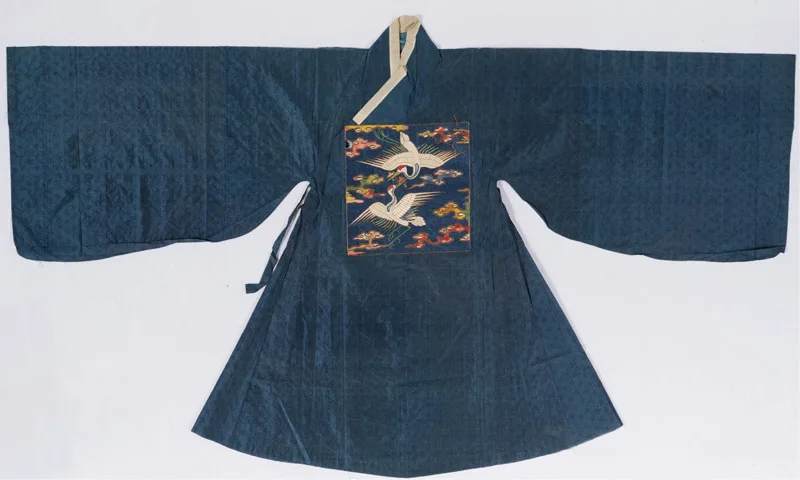 Mandarin Square A Bird on the Chest Set Ming Rank