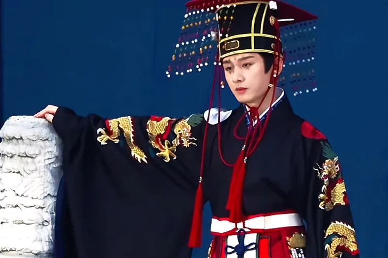 Ming Prince Zhu Zhanji's Rare Gunmian Explained