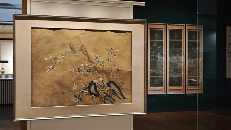 Step Inside This Rare Bian Embroidery Masterwork