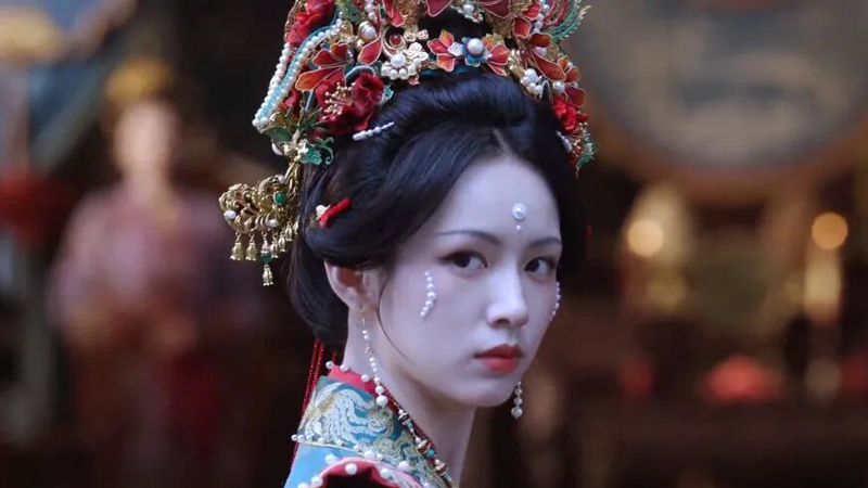 The Past of Song‑Dynasty Pearl Face Makeup