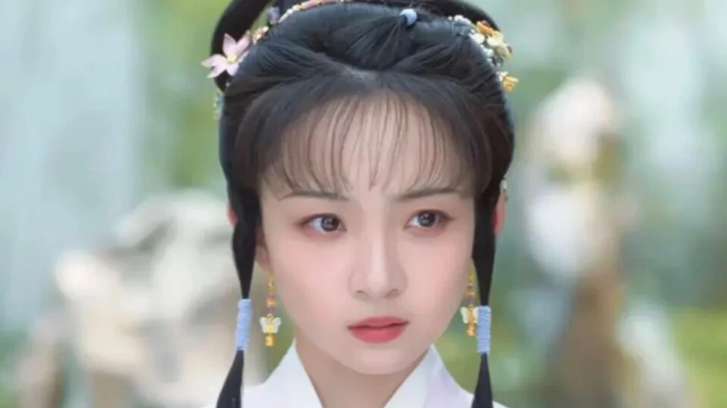 What Do Ancient Hairstyles Tell Us in Against the Current?