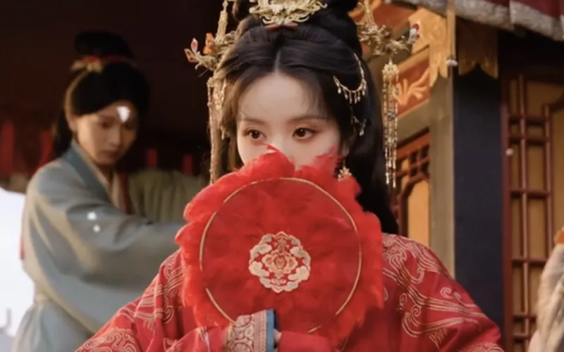 Where the Mask Ends: Lu‑Zhuo Faces Jun‑Dai’s Hidden Identity