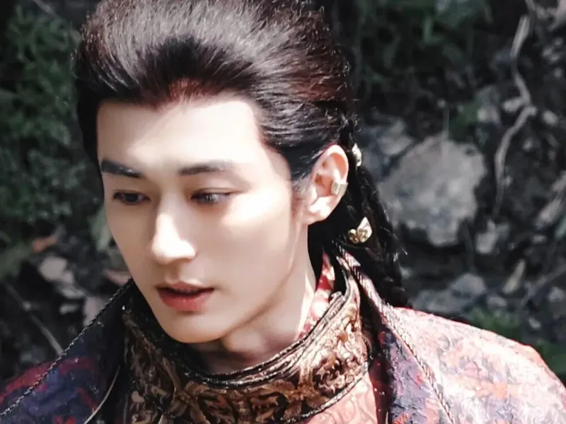 Why Did Jiangshan Datong's Emperor Wear Earrings?