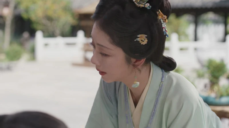 Why Does Xu Lanxiang Weep in Against the Current?