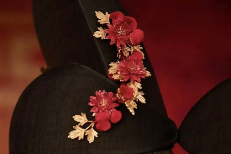 Why Does a Ming Groom Wear Red Velvet?