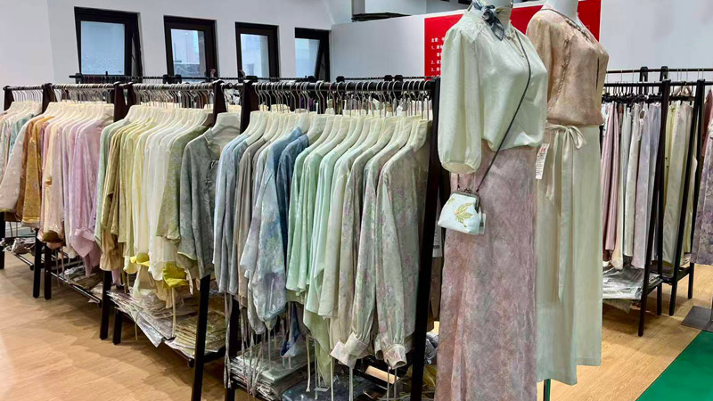 Why New Chinese Style Is Going Minimalist in 2026