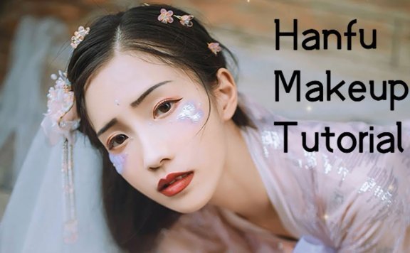 Fish Tears Makeup Tutorial for Traditional Hanfu Clothing