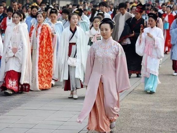 2019 - Latest Hanfu Report | Fashion Trends & Analysis