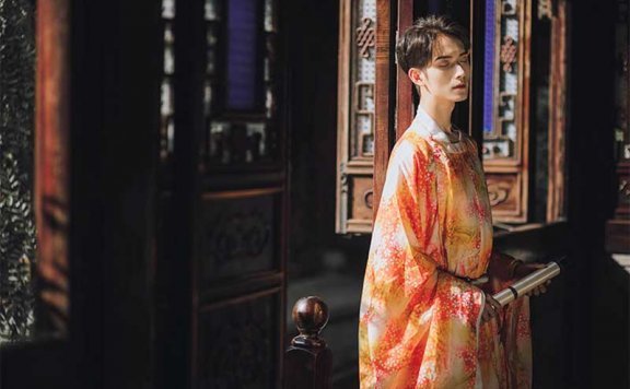 4 Styles & Tips for Male Traditional Chinese Clothing