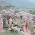 [Interview] What Is It Like to Become a Hanfu Photographer?