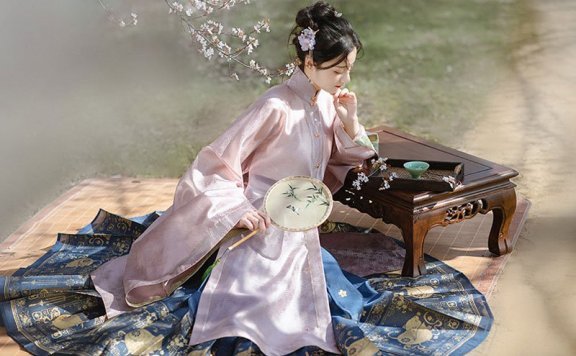 Nice Ming-style Chinese Dress for Girls (Summer)