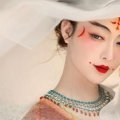 Greet Spring with Tang Dynasty Peach Blossom Makeup!