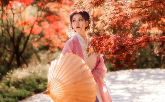 The Cultural Code of Modern Chinese Hanfu Clothing