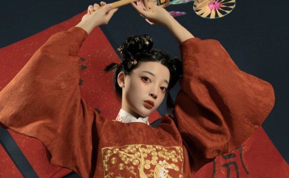 How to Make Red Hanfu Look Great in the New Year