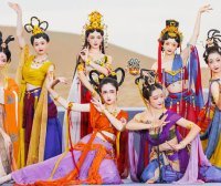 Dunhuang Style Costume Show in the Desert Grand Opening