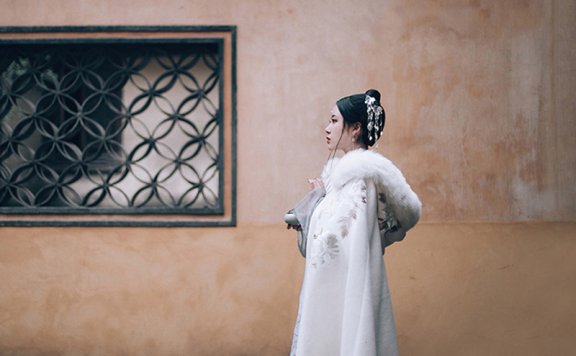 How the Ancient Chinese Wear to Stay Warm in the Winter