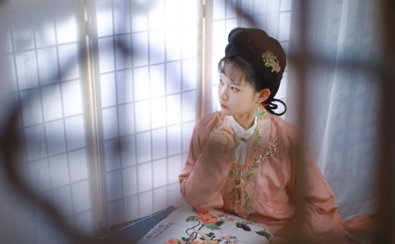 Post-90s Blogger’s Perfect Replica of the Dream of the Red Chamber Makeup